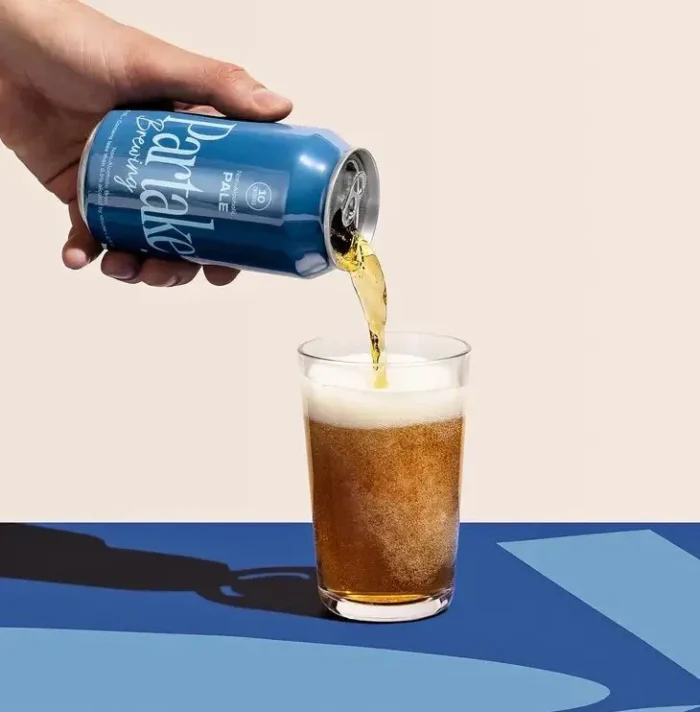 Pouring perfection. Discover the bold, rich flavors of this non-alcoholic brew!